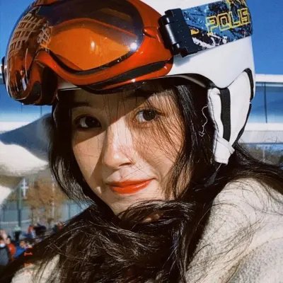 穿鞋子的贝壳马塞尔